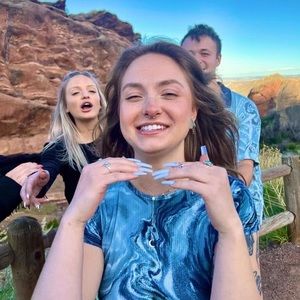 Meet your Posher, Anna